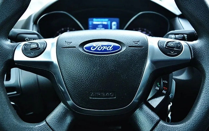 Ford Focus cena 26999 przebieg: 185000, rok produkcji 2012 z Łaszczów małe 154